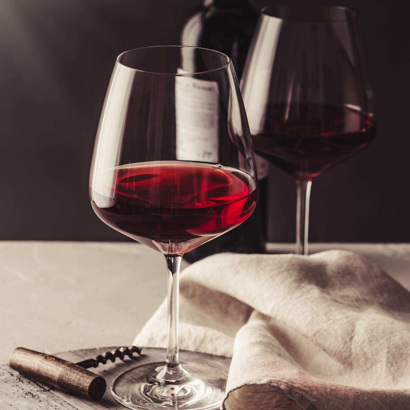 Rode wijn aanbiedingen voor elk budget vind je bij Flesjewijn.com